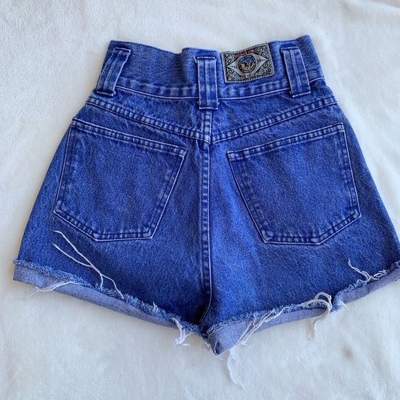 High waisted shorts - Picture 2 of 8